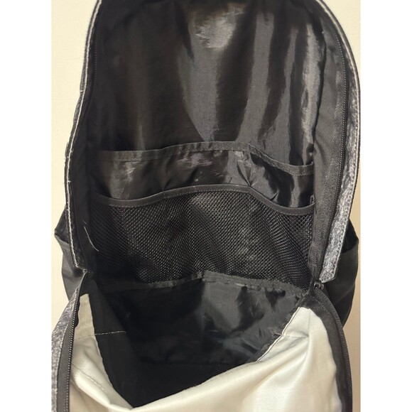 PINK Victoria's Secret campus backpack rare find - Picture 8 of 8